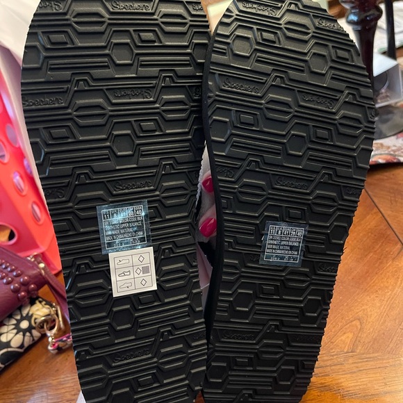 Skechers sandals - Picture 6 of 7